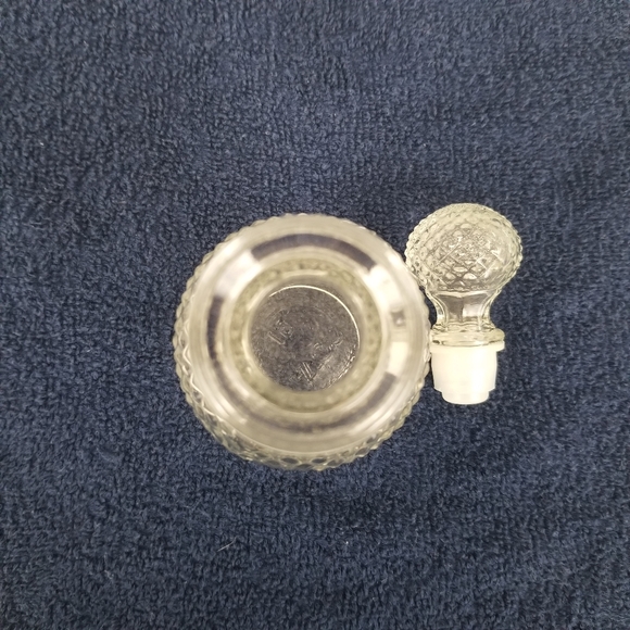 Vintage Avon Perfume Decanter - Picture 6 of 8